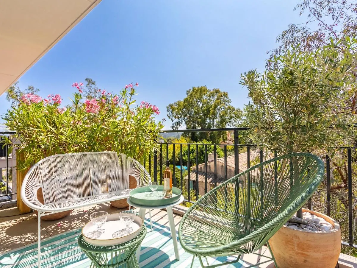 Apartment Le Clos Jardin-3 By Interhome Bormes-les-Mimosas