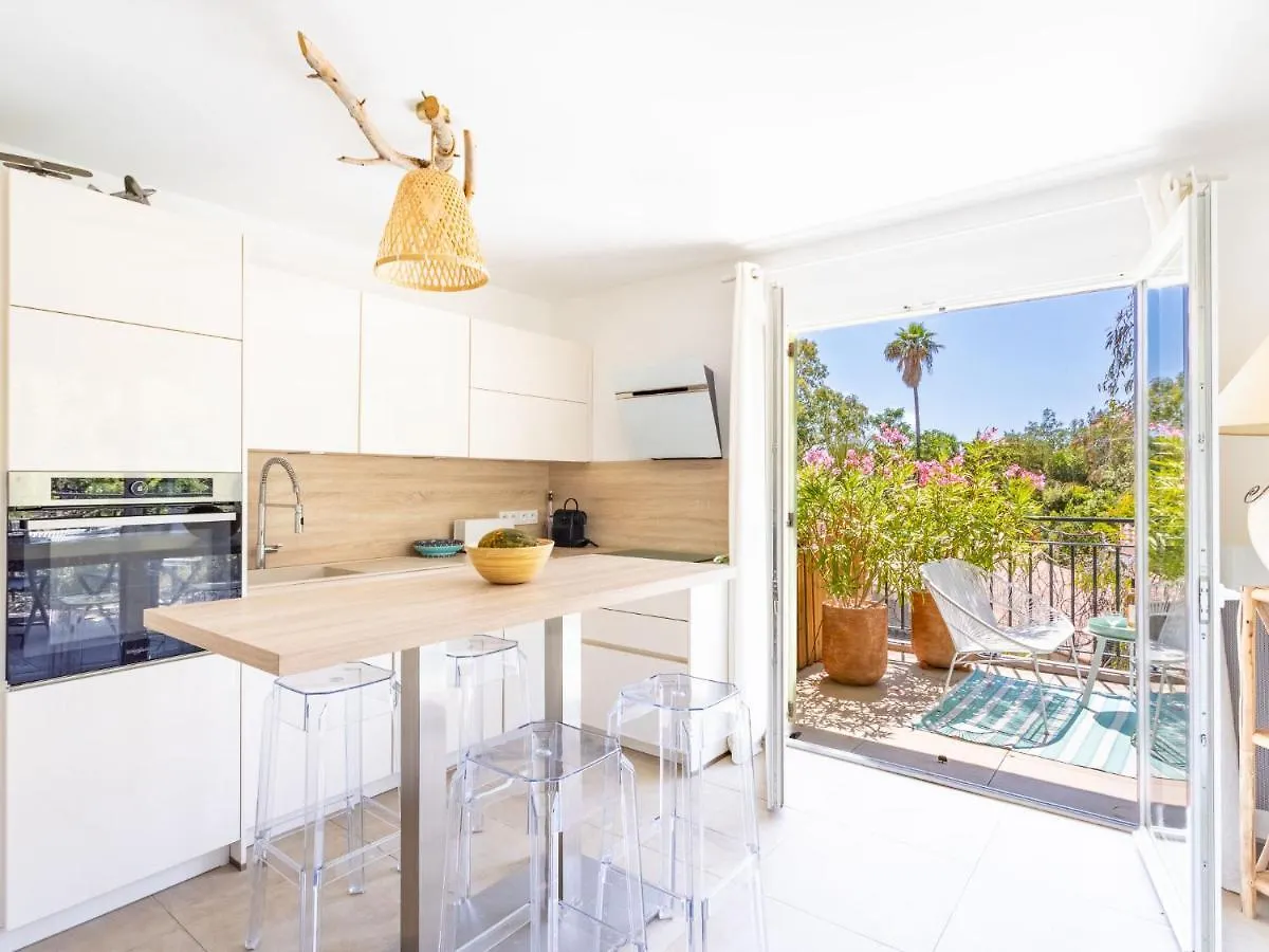 Apartment Le Clos Jardin-3 By Interhome Bormes-les-Mimosas