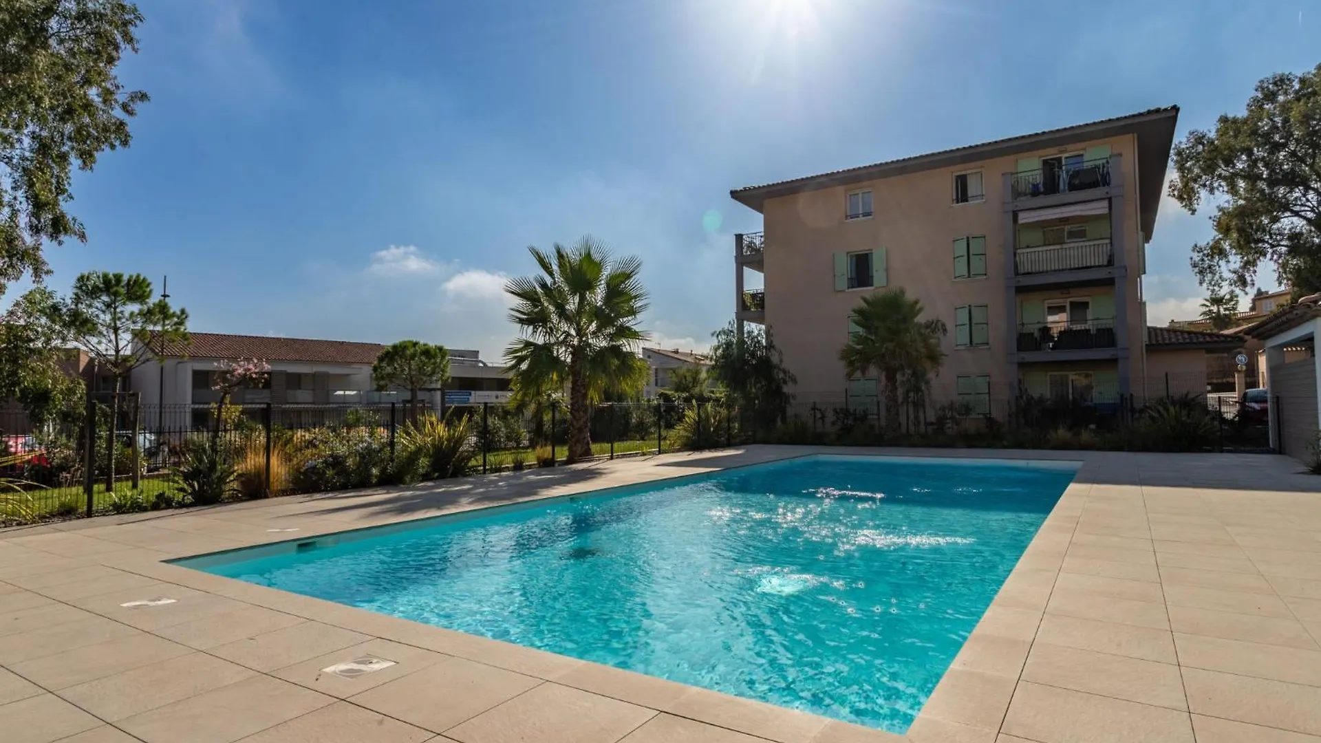 Apartment Le Clos Jardin-3 By Interhome Bormes-les-Mimosas